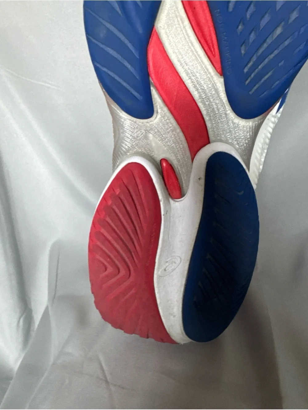 ASICS Court FF Novak Shoes Mens Size 10.5 White Mesh Tennis Sneakers 1041A480